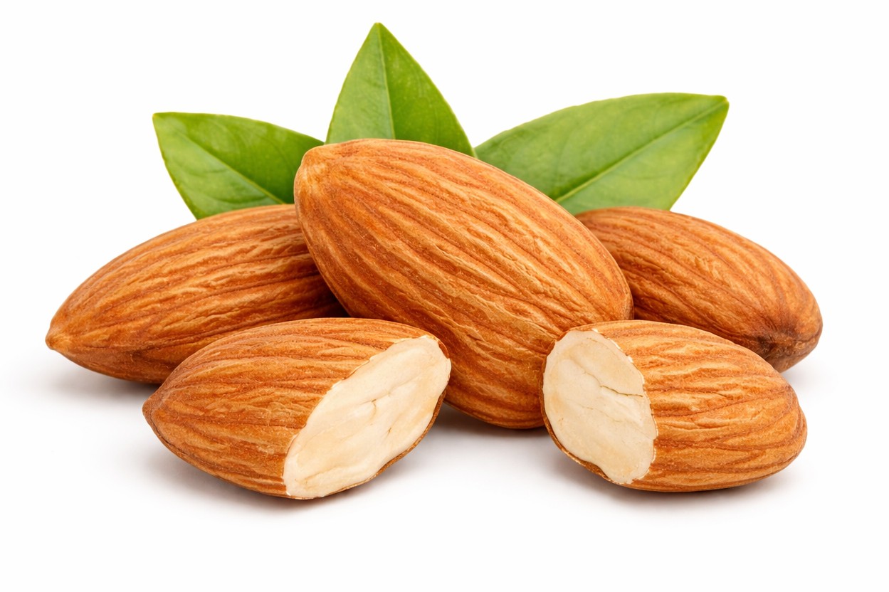 MANDLE - křupavé mandle natural, loupané i sladké